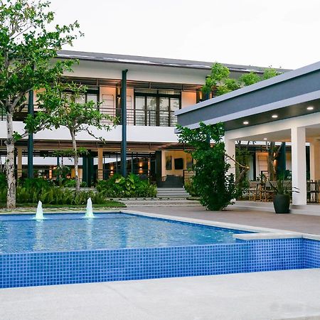 Hotel Huni Sicogon Carles Exterior foto